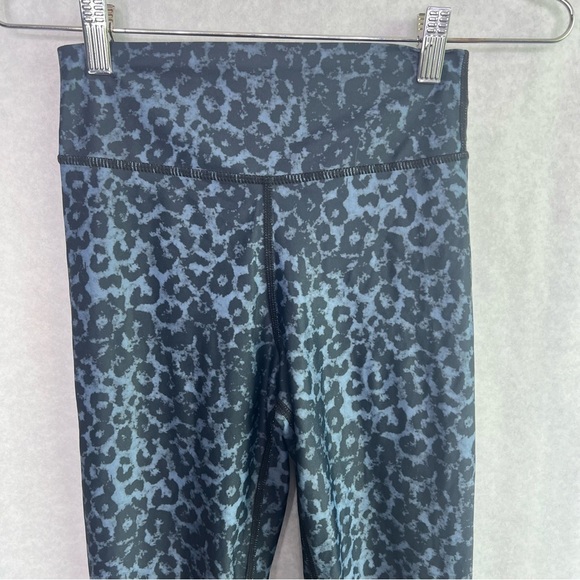 ZYIA Active Leopard Animal Print Scrunch Butt Leggings size 2 - Picture 6 of 6